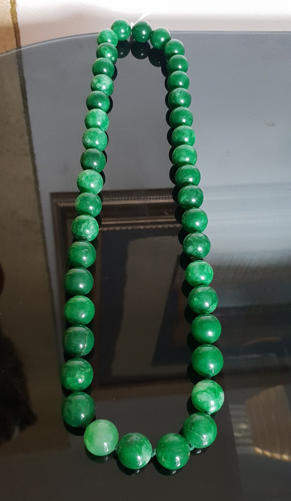 jade-necklace-estate-jewellery