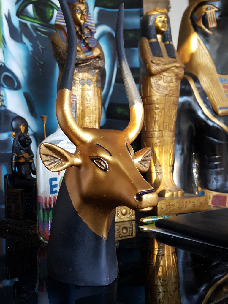 king-tutankhamums-cow-head-replica-large-made-in-egypt