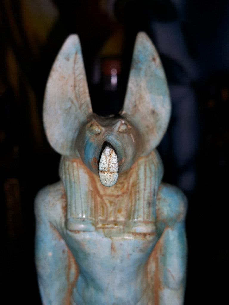 museum-quality-fiance-style-reproduction-anubis-20cm-tall-made-in-egypt