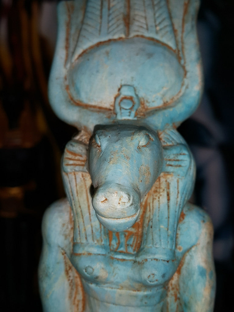 museum-quality-hathor-human-form-fiance-style-reproduction-made-in-egypt