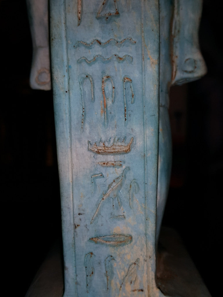 museum-quality-fiance-style-reproduction-anubis-22cm-tall-made-in-egypt