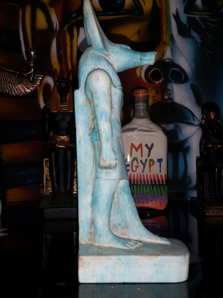 museum-quality-fiance-style-reproduction-anubis-22cm-tall-made-in-egypt