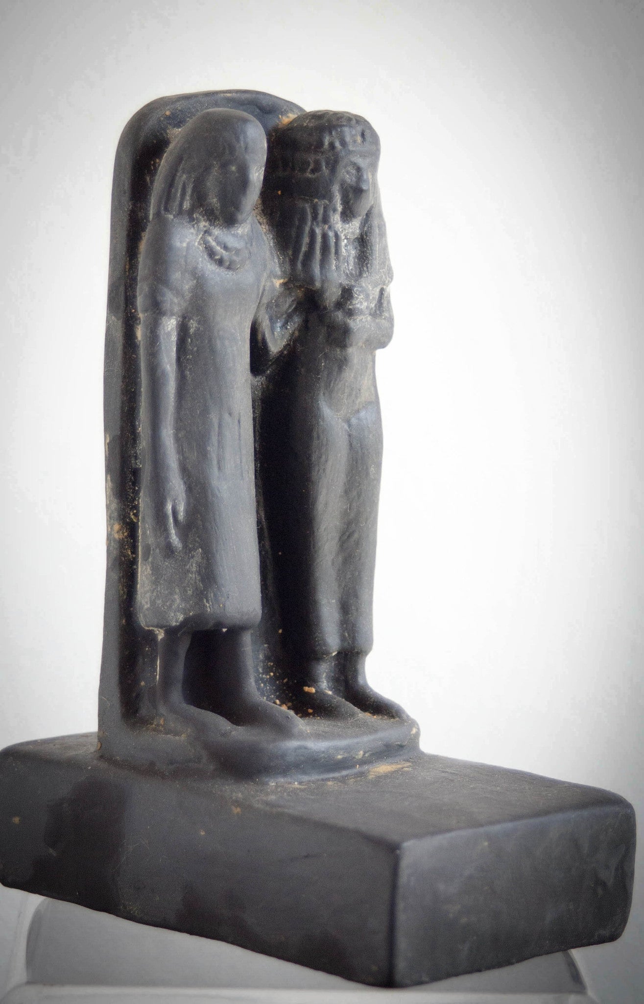 museum-reproduction-two-standing-persons-matt-made-in-egypt-imported-into-australia