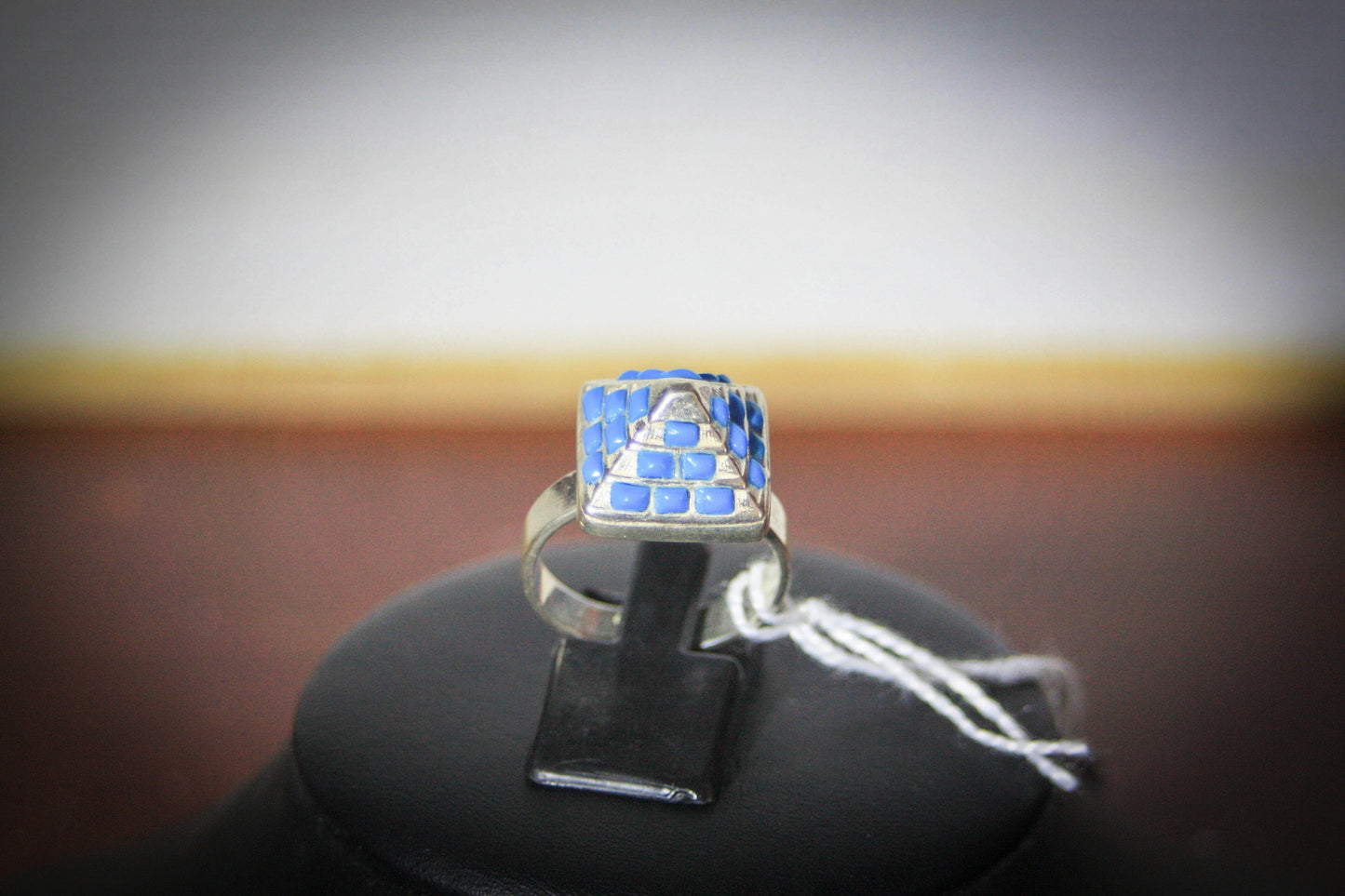 antique-style-pyramid-ring-turquoise-enamel-engraved-925-egyptian-silver-made-in-egypt